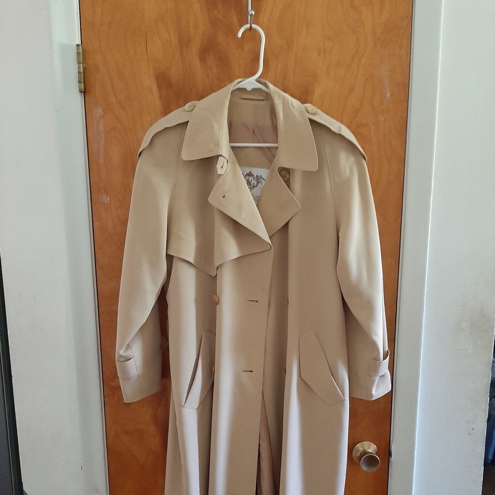 Laura Winston Petite Vintage Trench Coat